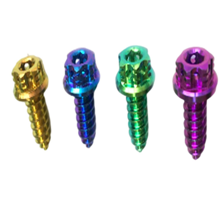 Titanový šroub s vnitřním závitem M6X17mm Samořezný šroub